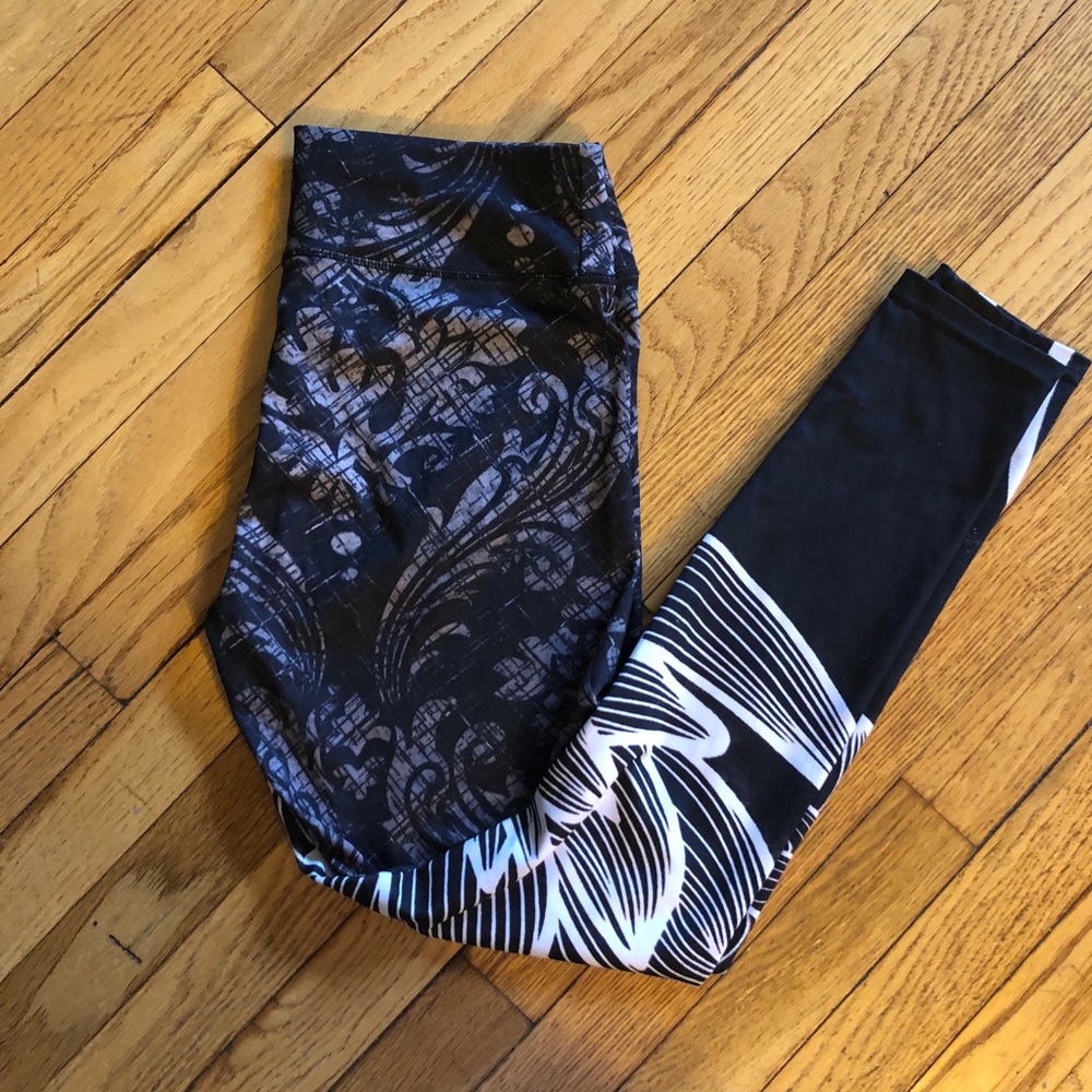 Lotus flower yoga pants